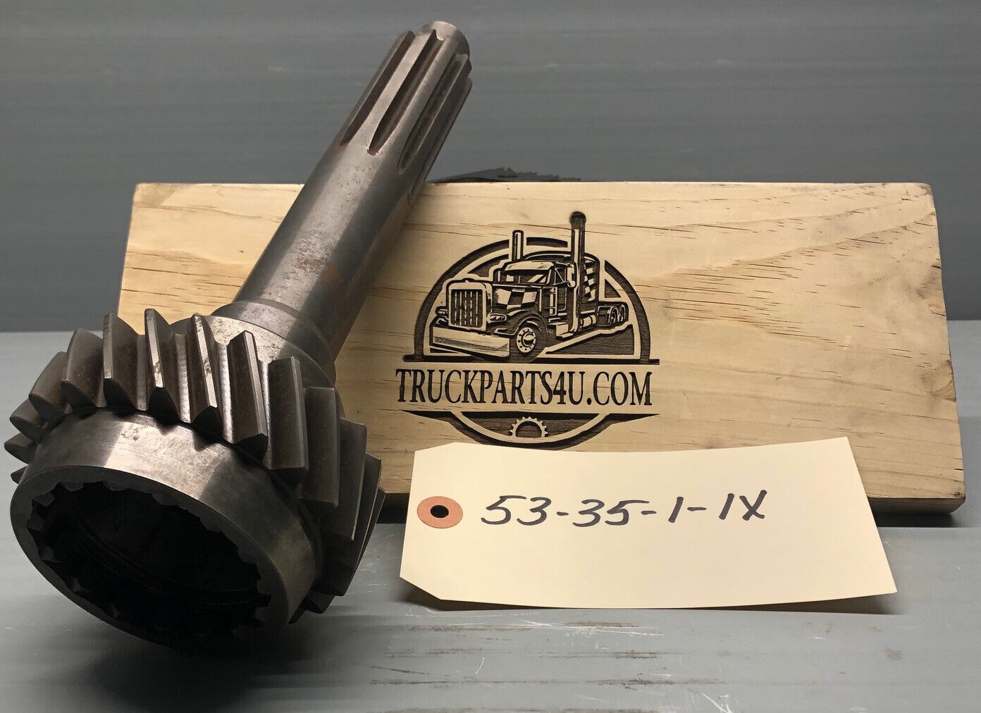 53-35-1-1X Spicer / TTC input shaft, new genuine